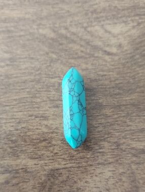 Turquoise Double-Pointed Stone Pendant - Blue